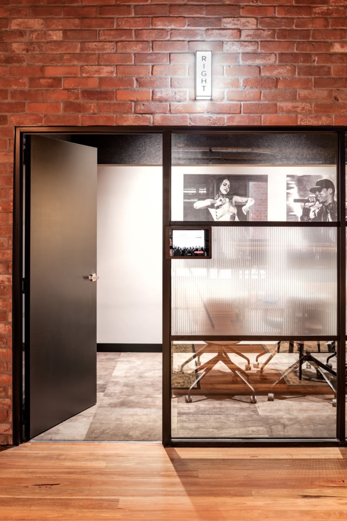 Global Entertainment Company Offices - Melbourne - 7