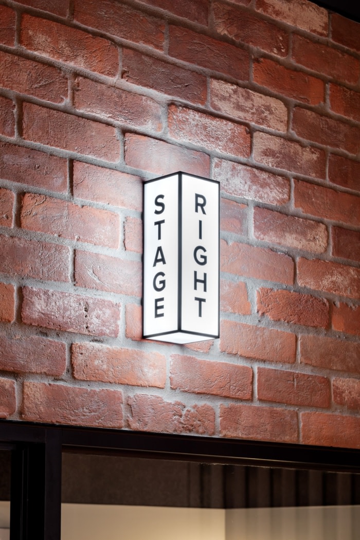 Global Entertainment Company Offices - Melbourne - 11