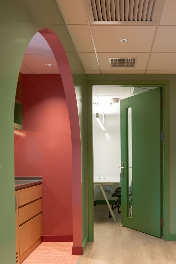 Western Academy of Beijing Middle School Office – Beijing