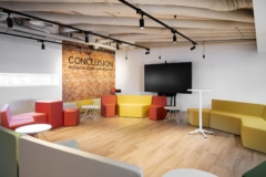 Sofas / Modular Lounge in CONCLUSION Offices - Lisbon