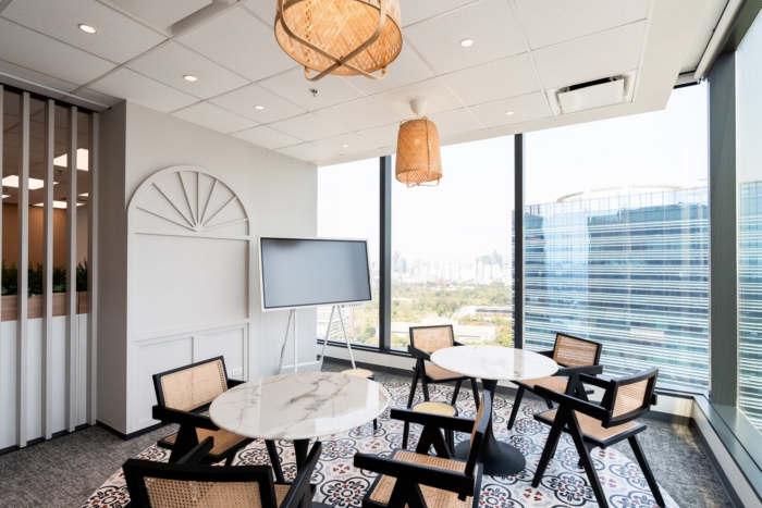 SOMPO Insurance Offices - Bangkok - 6