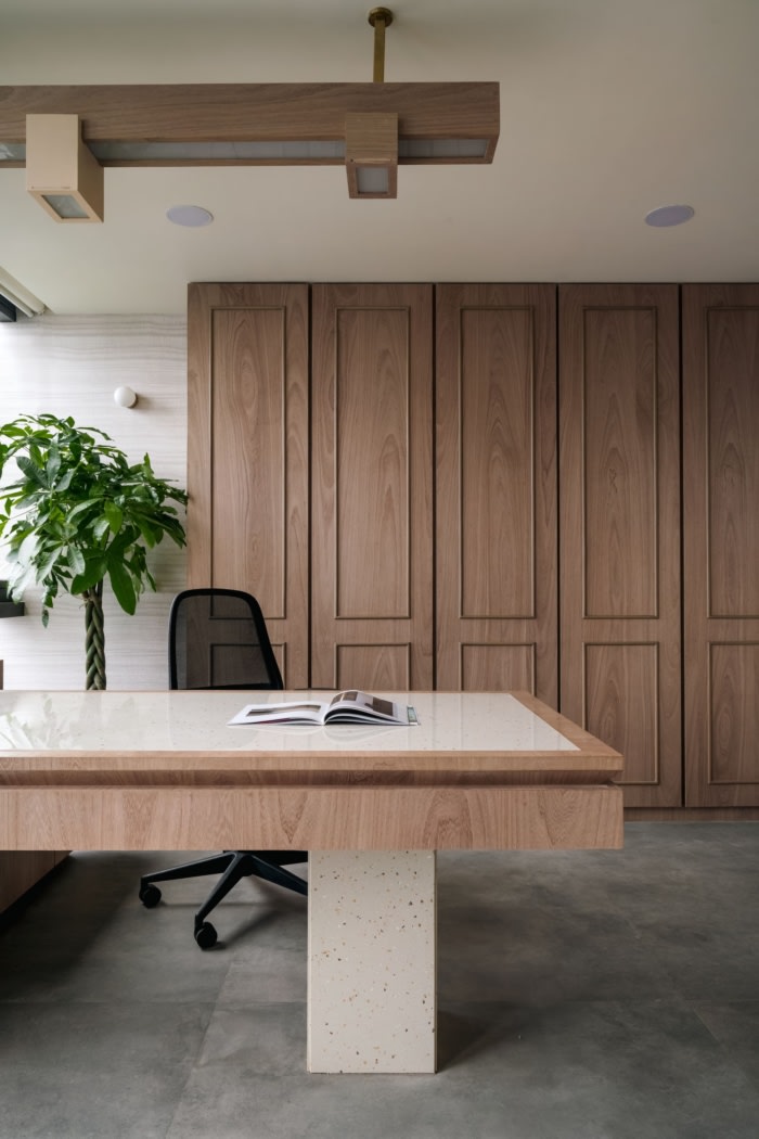 Studio A-ware & Manoj Dubal Associates Offices - Mumbai - 9