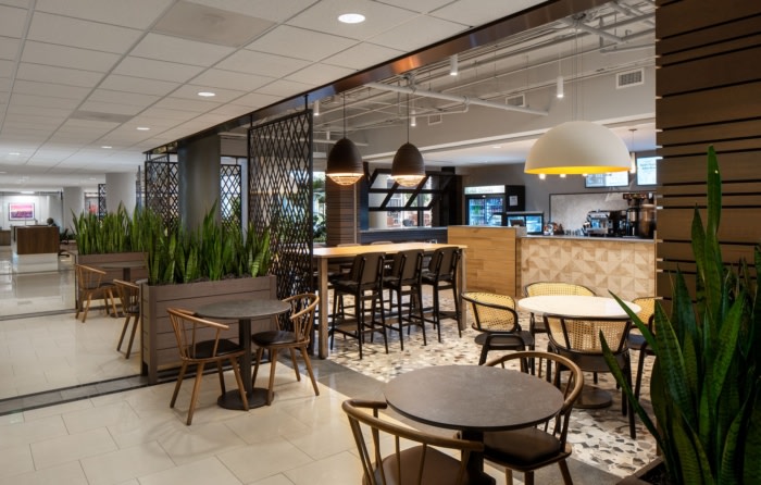 Urban Centre Leasing Office and Amenity Spaces - Tampa - 5