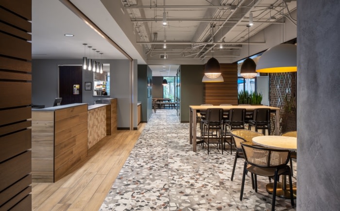 Urban Centre Leasing Office and Amenity Spaces - Tampa - 6