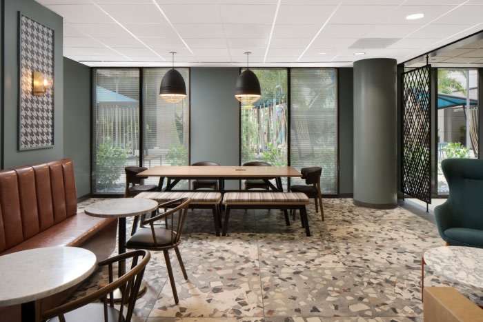 Urban Centre Leasing Office and Amenity Spaces - Tampa - 7