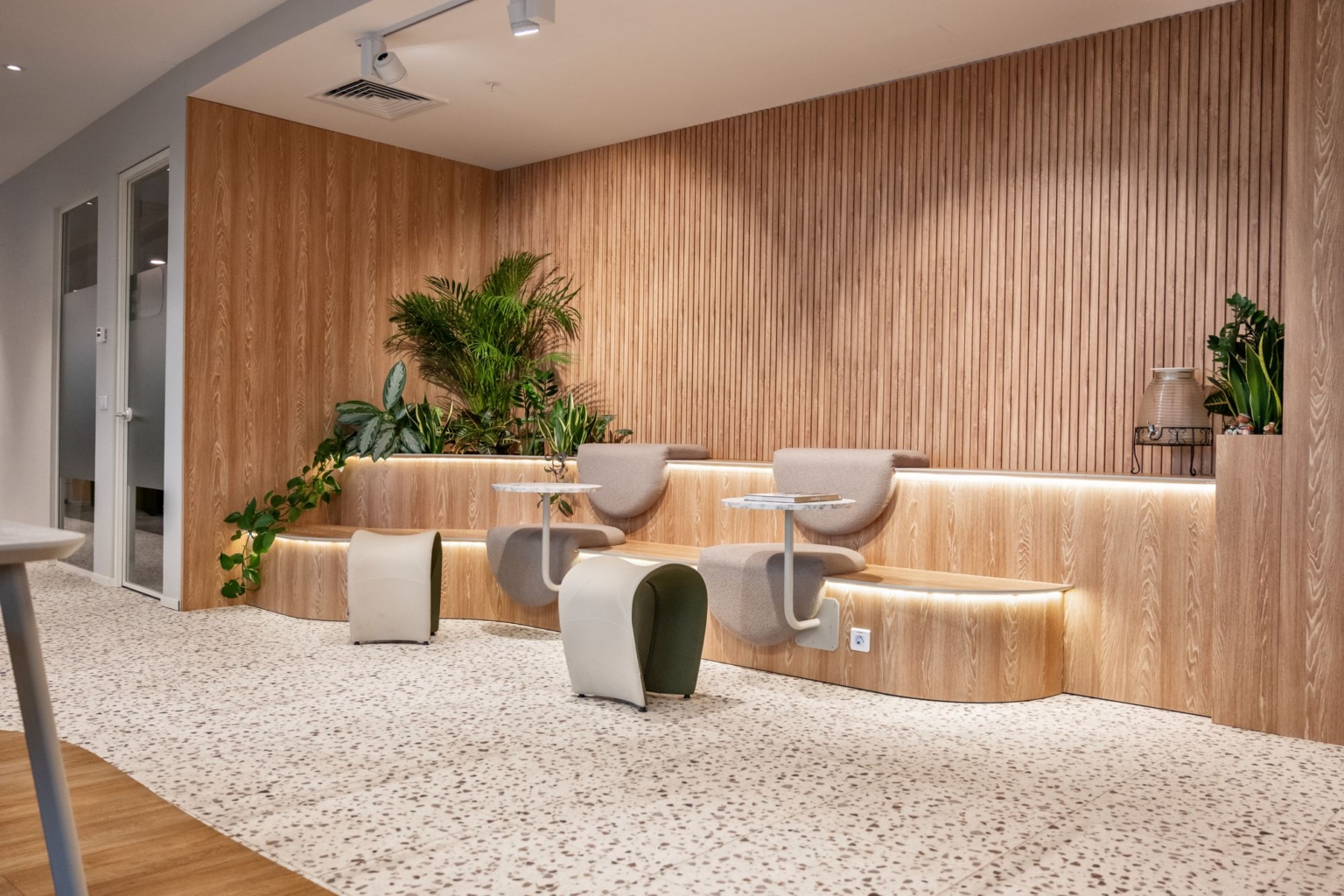 Colgate-Palmolive Offices - Istanbul | Office Snapshots