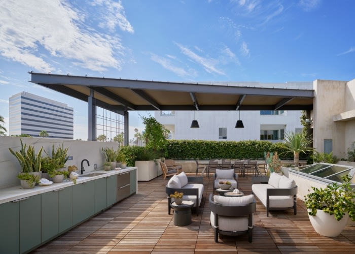 Dedeaux Properties Office - Santa Monica - 11