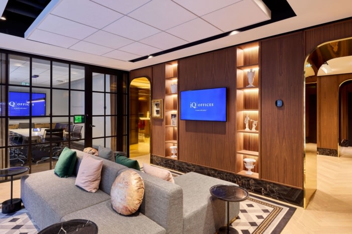 iQ Offices - Toronto - 18