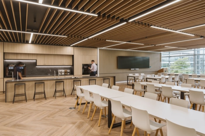 McDermott Offices - London - 6