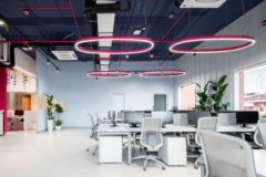 Colorful Exposed Ceiling - Strict 1 in Ocean Network Express Offices - San José