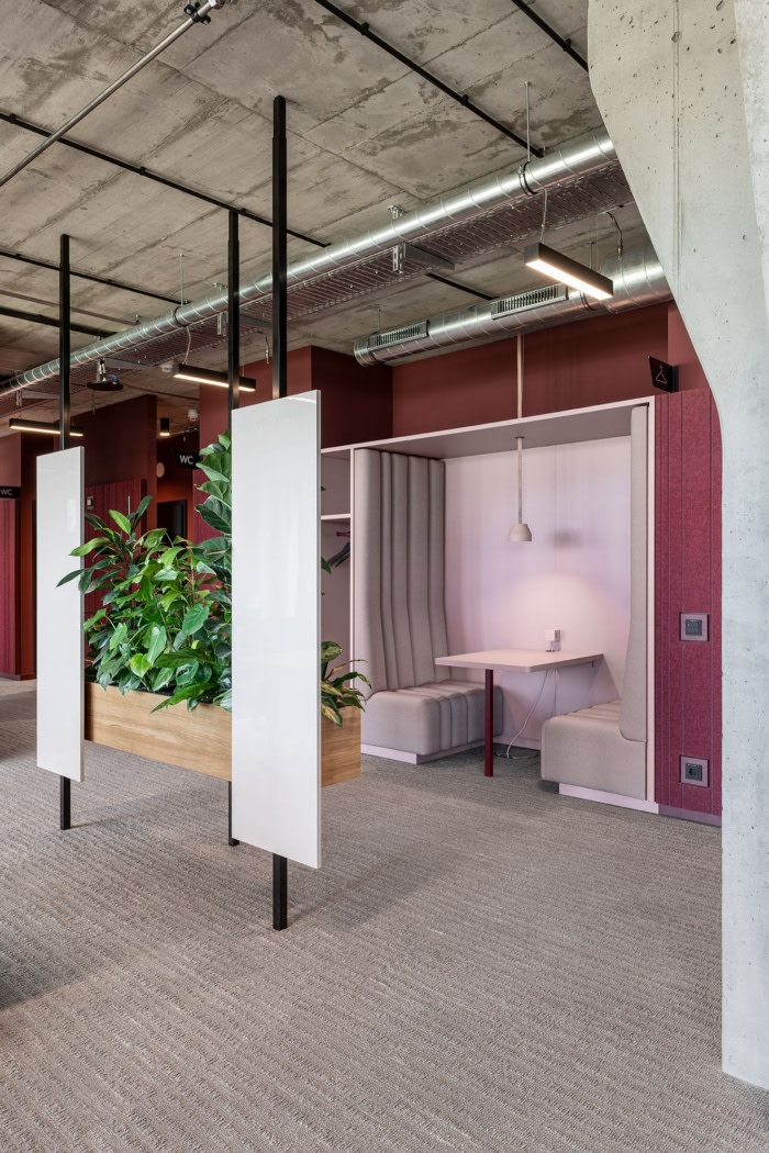 Confidential Consulting Company Offices - Berlin - 18