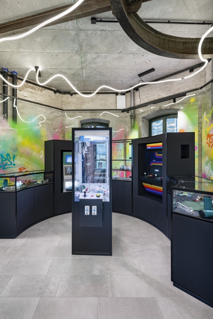 Confidential Consulting Company Offices - Berlin - 22