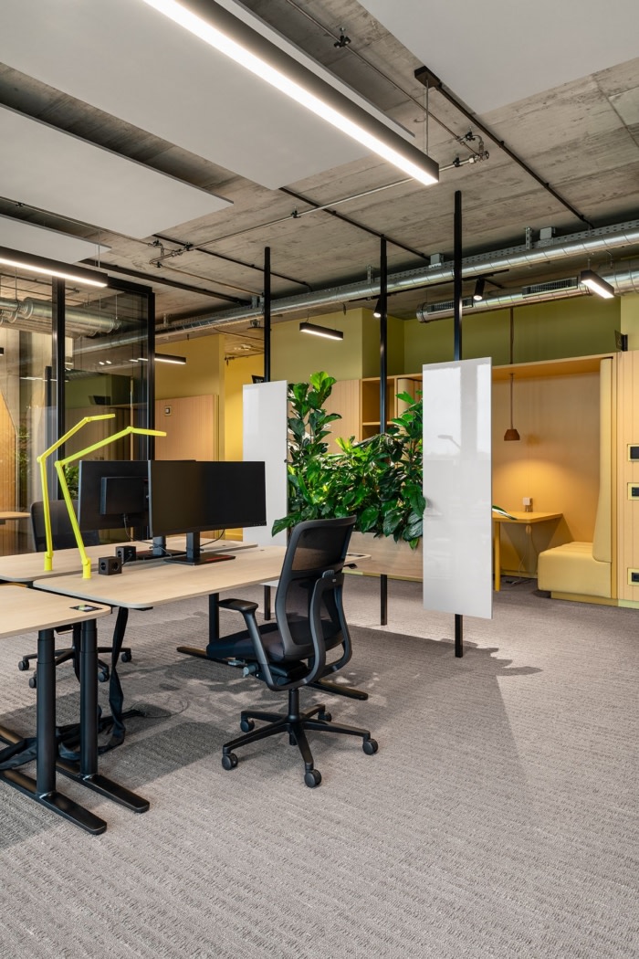 Confidential Consulting Company Offices - Berlin - 11