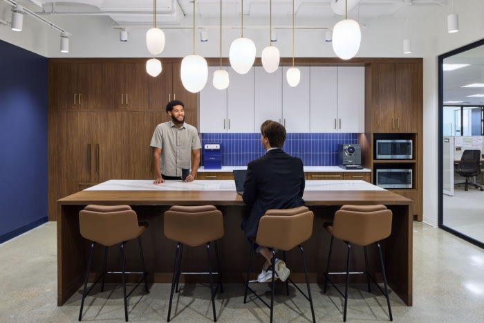 Confidential Financial Services Company Offices - Minnetonka - 7