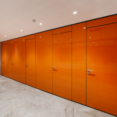 WC Cubicle by TRIMline