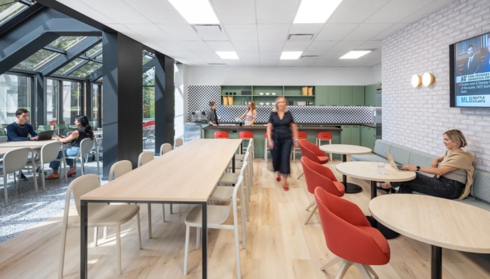 Gay Lea Foods Offices - Toronto - 14