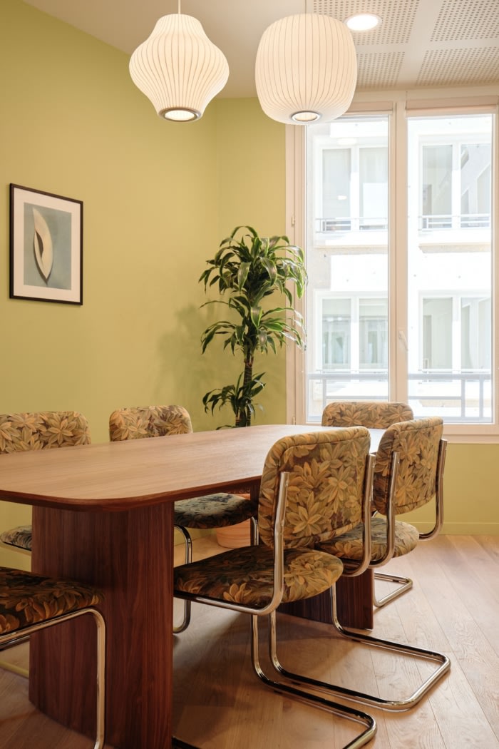 Morning Offices – Paris