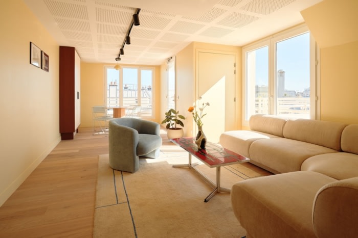 Morning Offices – Paris
