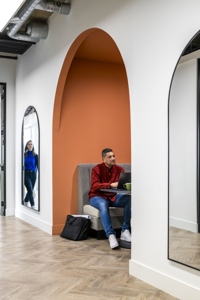 Poeticgem Offices – Watford