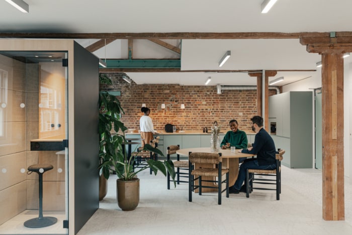 2 Pear Tree Court Spec Suite - London - 5