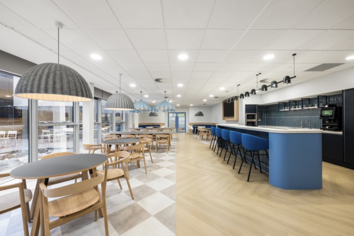 Smiths News Offices - Swindon - 7