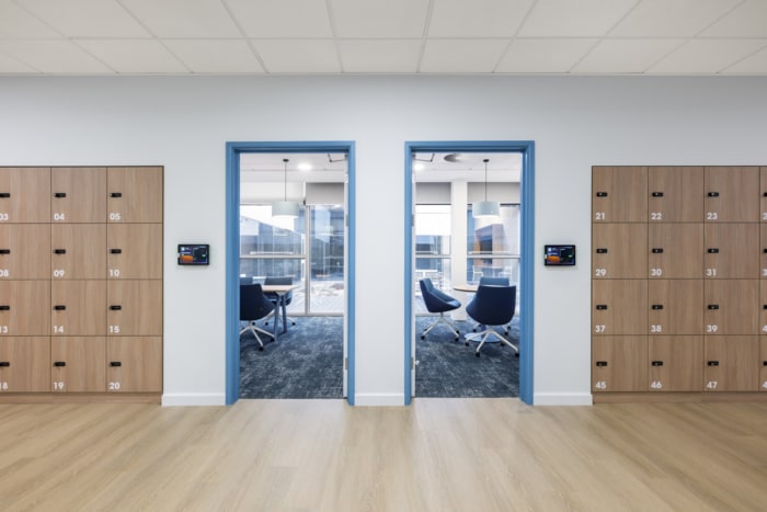 Smiths News Offices - Swindon - 9