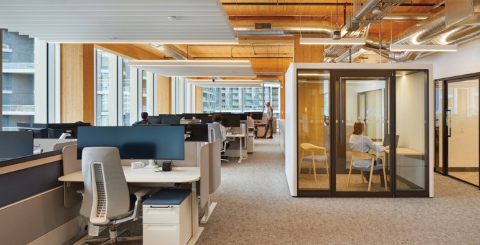 Waterfront Toronto Office at T3 Bayside - Toronto - 6