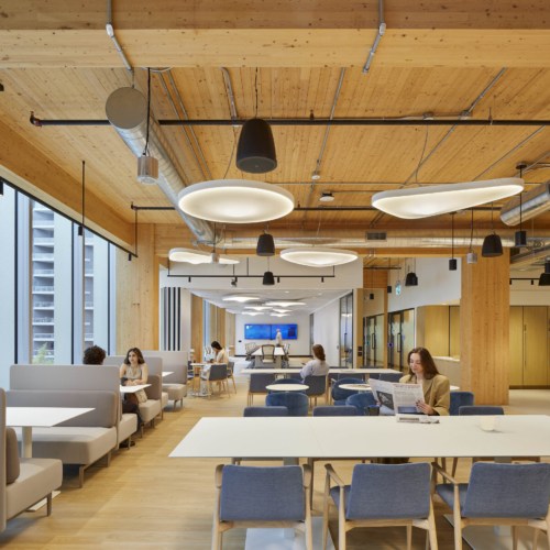 recent Waterfront Toronto Office at T3 Bayside – Toronto office design projects