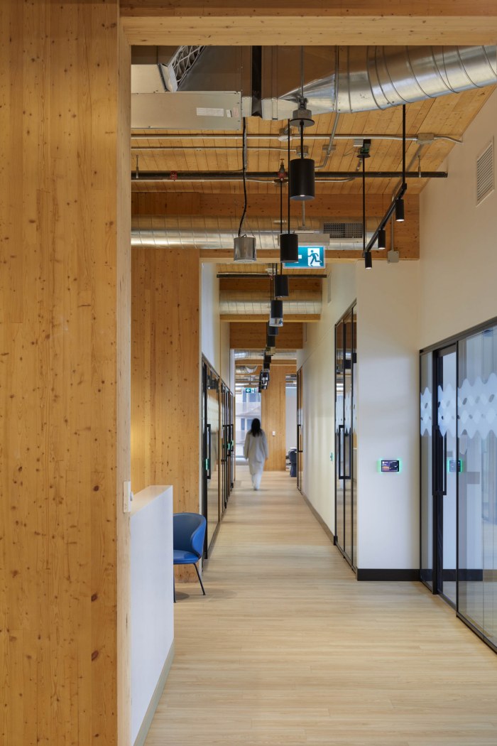 Waterfront Toronto Office at T3 Bayside - Toronto - 10