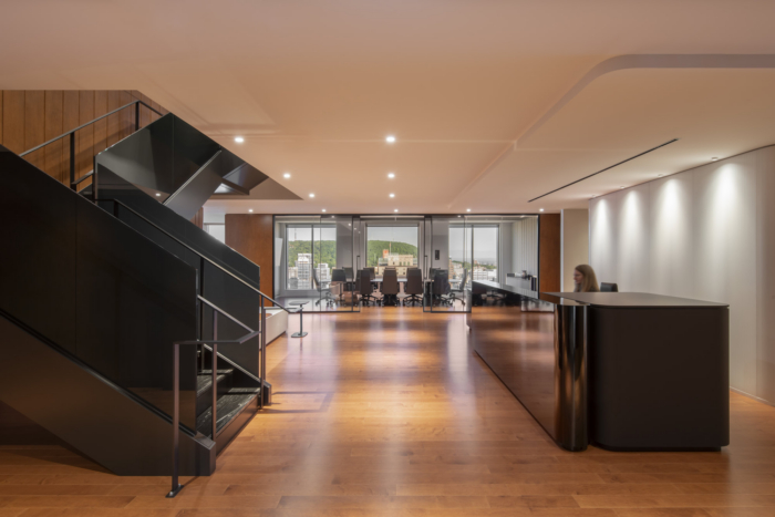 International Manufacturing Company Headquarters - Montreal - 1