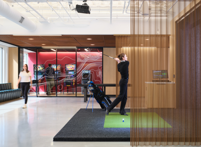 77 West Wacker Lobby and Amenity Space - 10