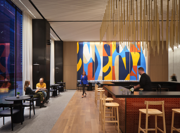 10 & 120 South Riverside Plaza Lobby and Amenity Space - 5
