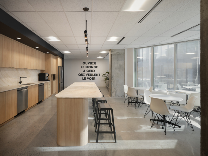 Flight Centre Offices - Montreal - 9