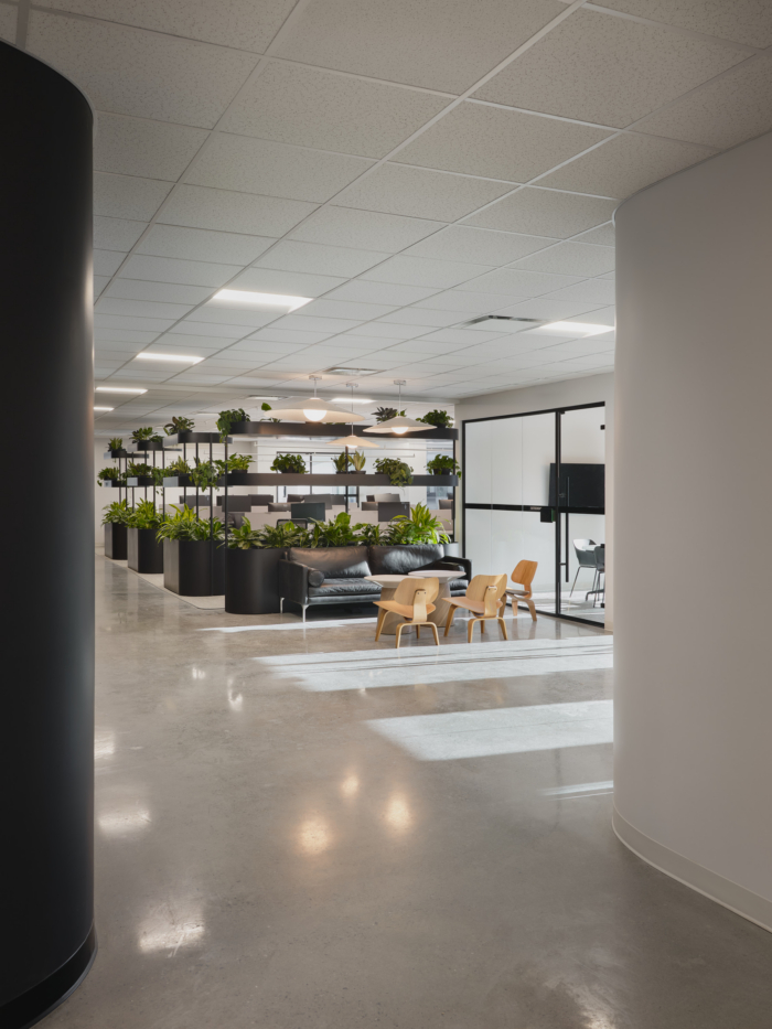 Flight Centre Offices - Montreal - 1