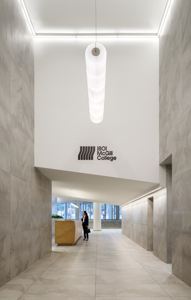 1801 McGill College Lobby - Montreal - 4