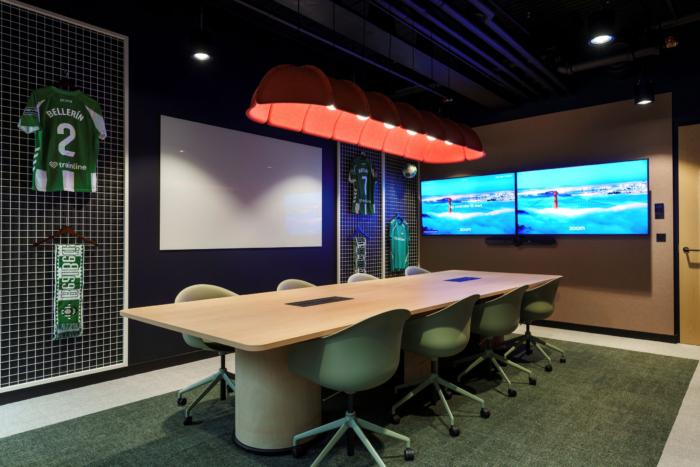 Trainline Offices - London - 8