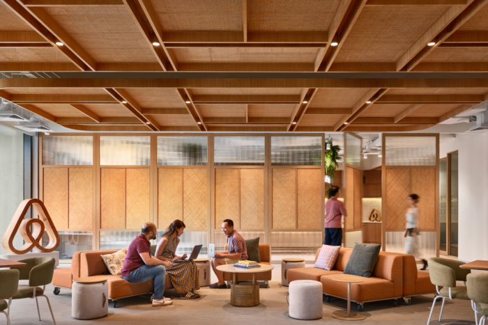 Airbnb Office - Singapore - 4