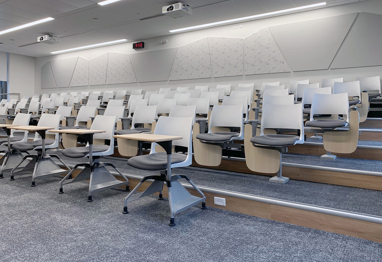 Learn2 Seating - 0