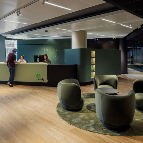 recent Pinely Offices – Amsterdam office design projects