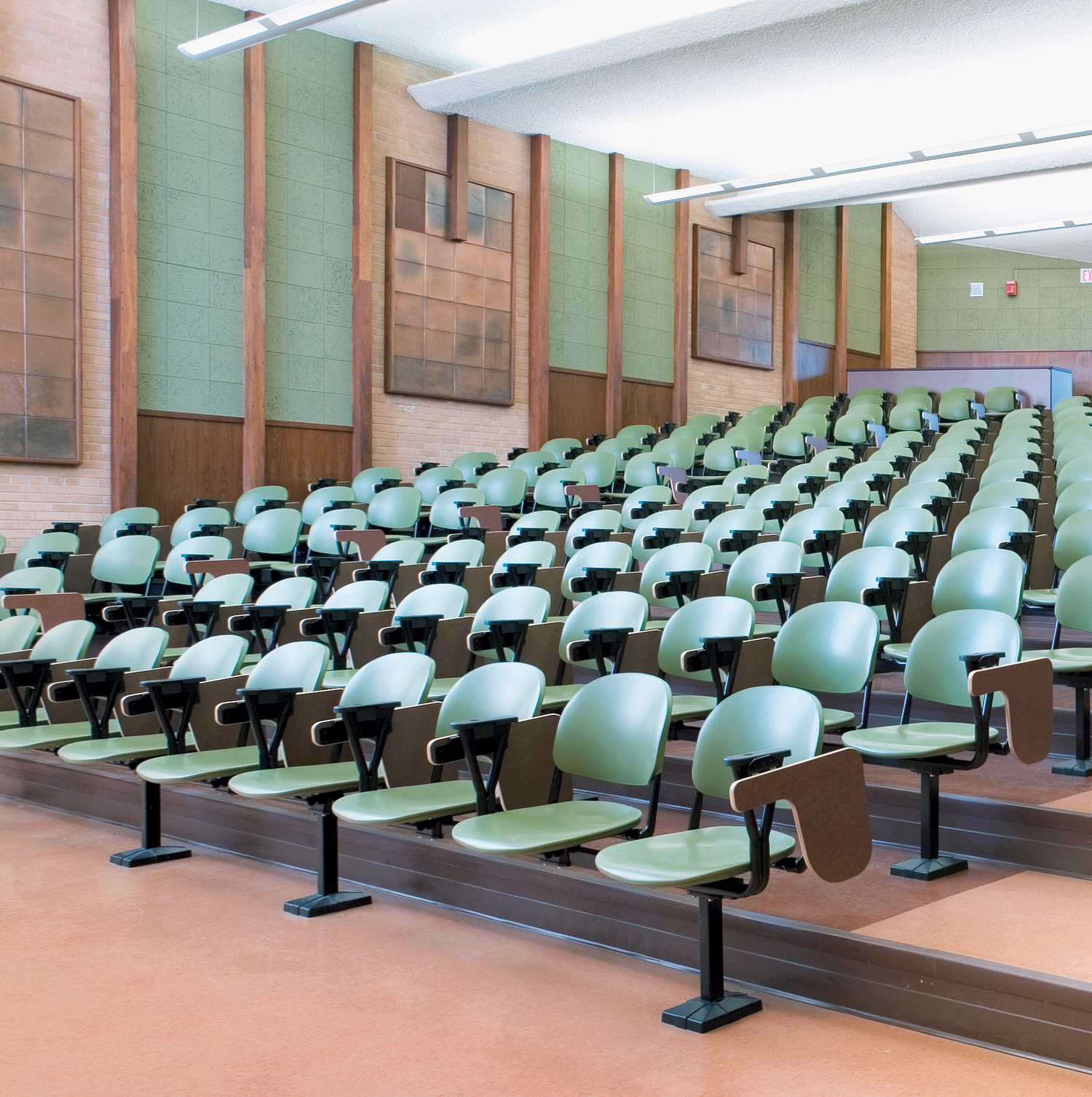 Sequence Fixed Seating - 0