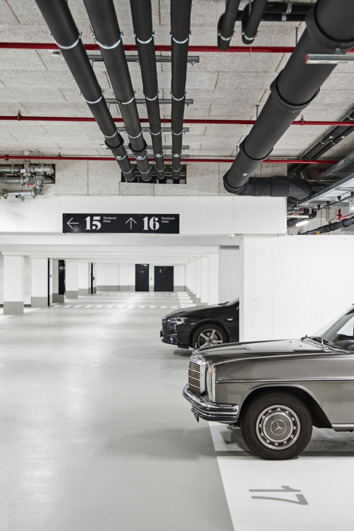 Dockyard Lobby - Berlin - 14