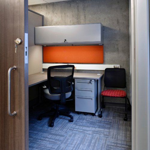 Universal Overhead Storage - 0